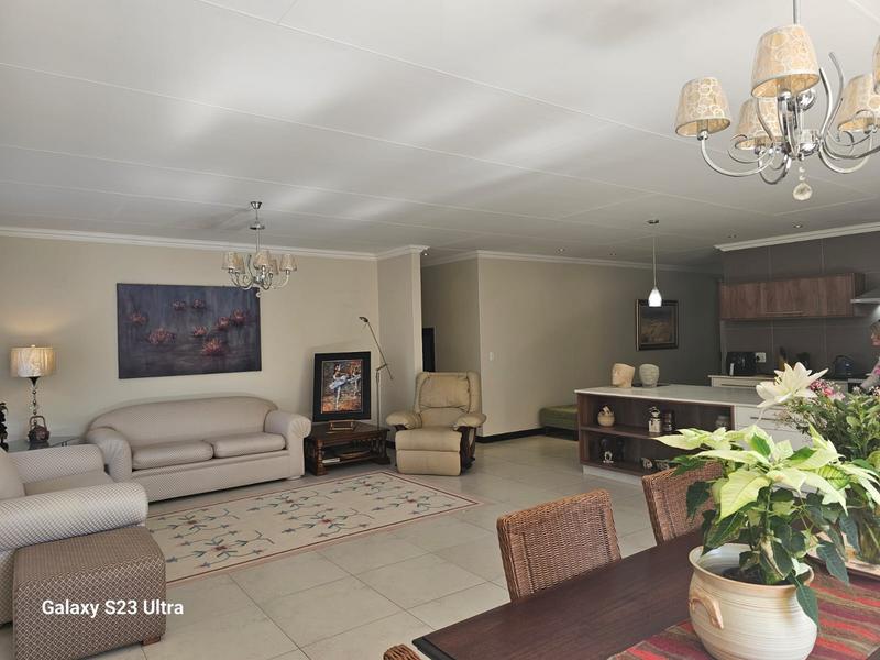 4 Bedroom Property for Sale in Heather Park Western Cape